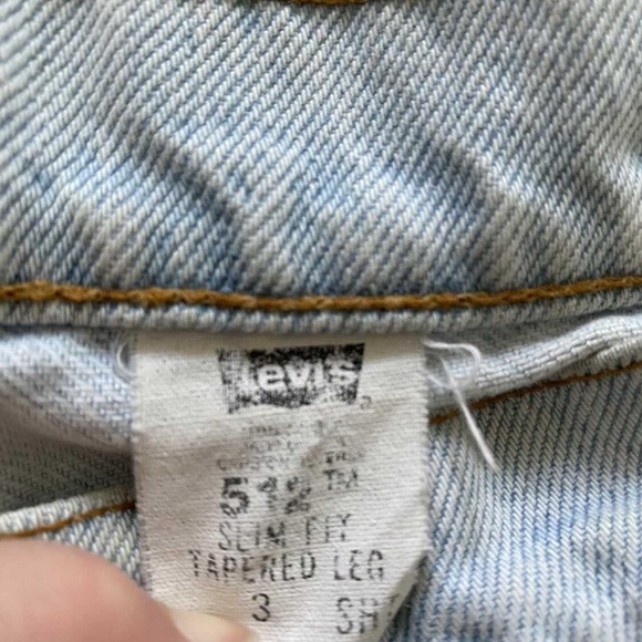 Levi's Light Blue Jeans - Picture 3 of 3